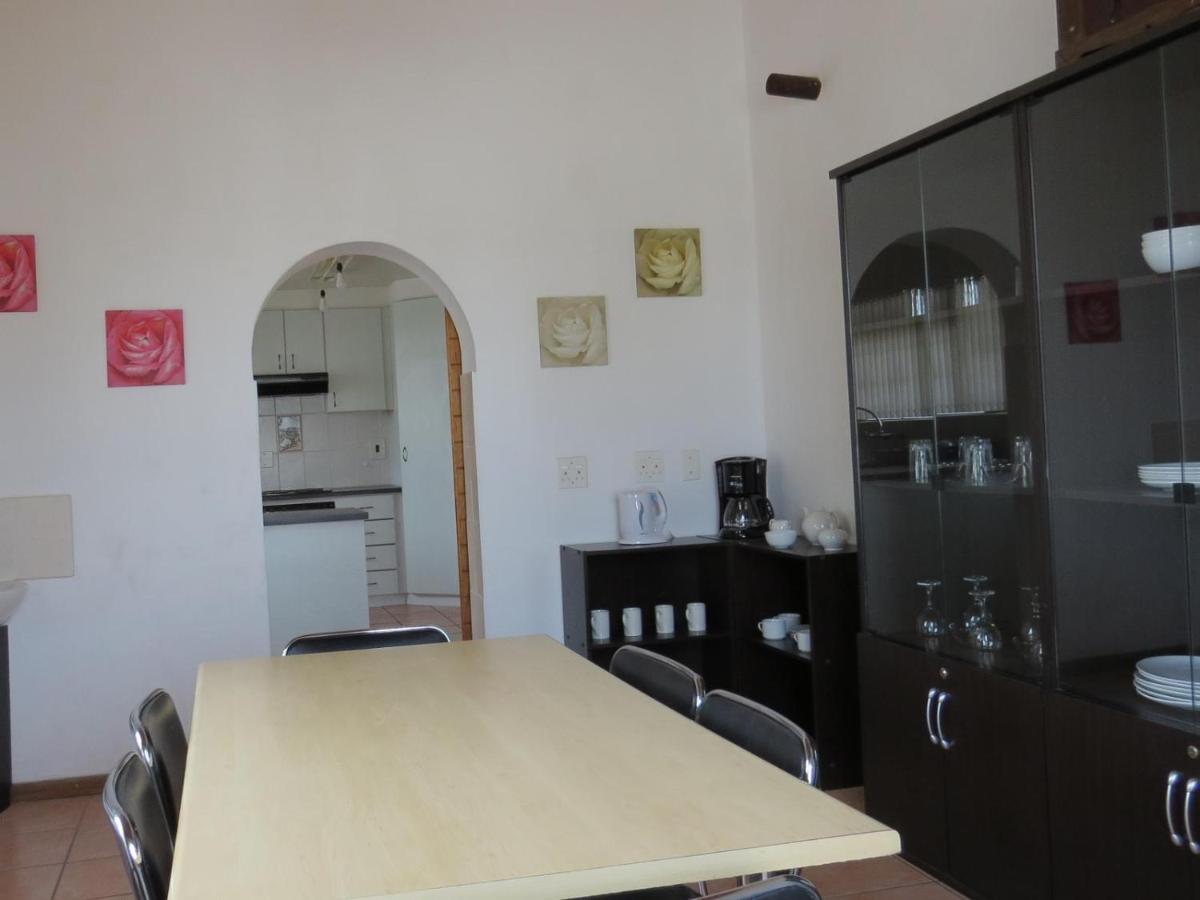 Jara Guest Lodge Table View Εξωτερικό φωτογραφία