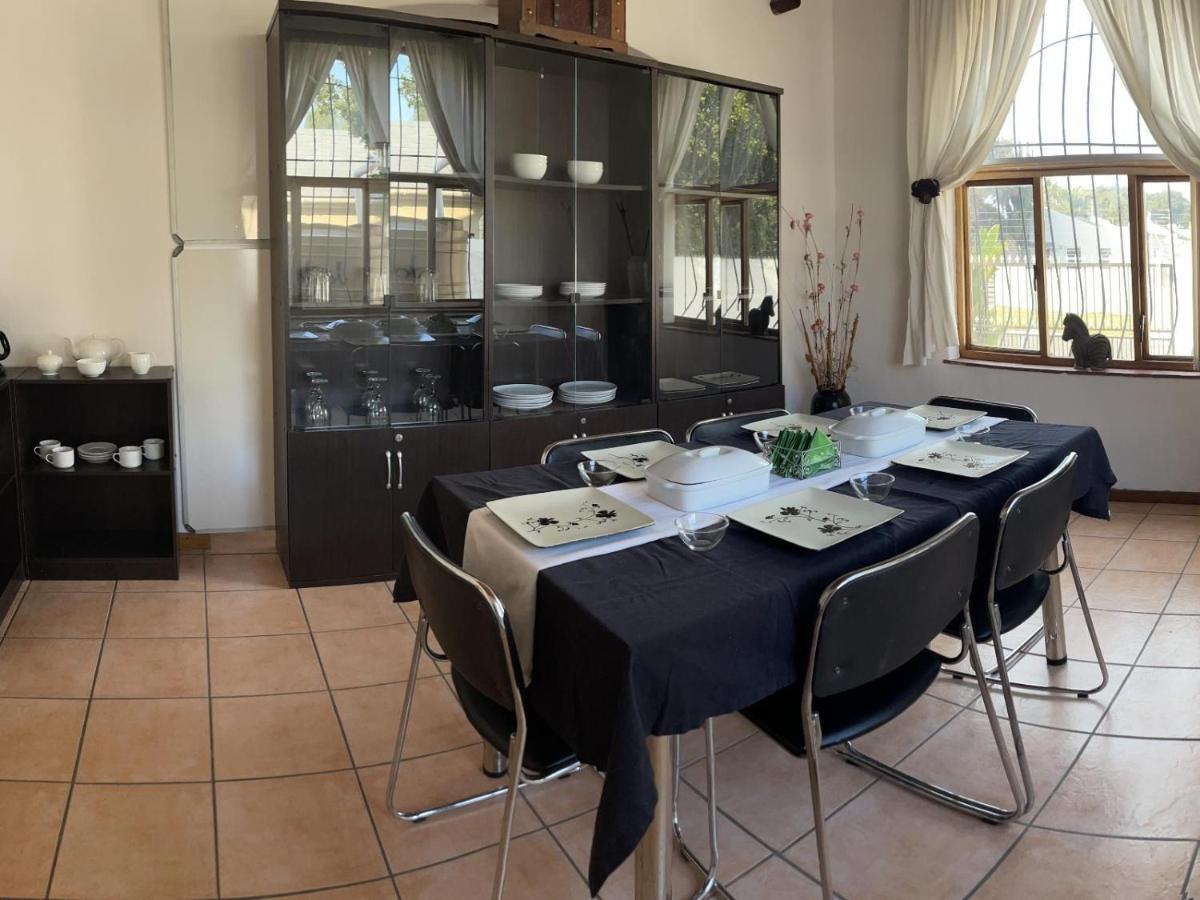 Jara Guest Lodge Table View Εξωτερικό φωτογραφία